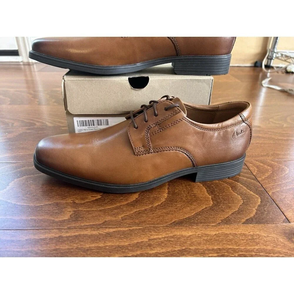 Clarks Men's Tilden Plain Oxford Dark Tan Lace Up Dress Shoe NEW US size 9‎ W